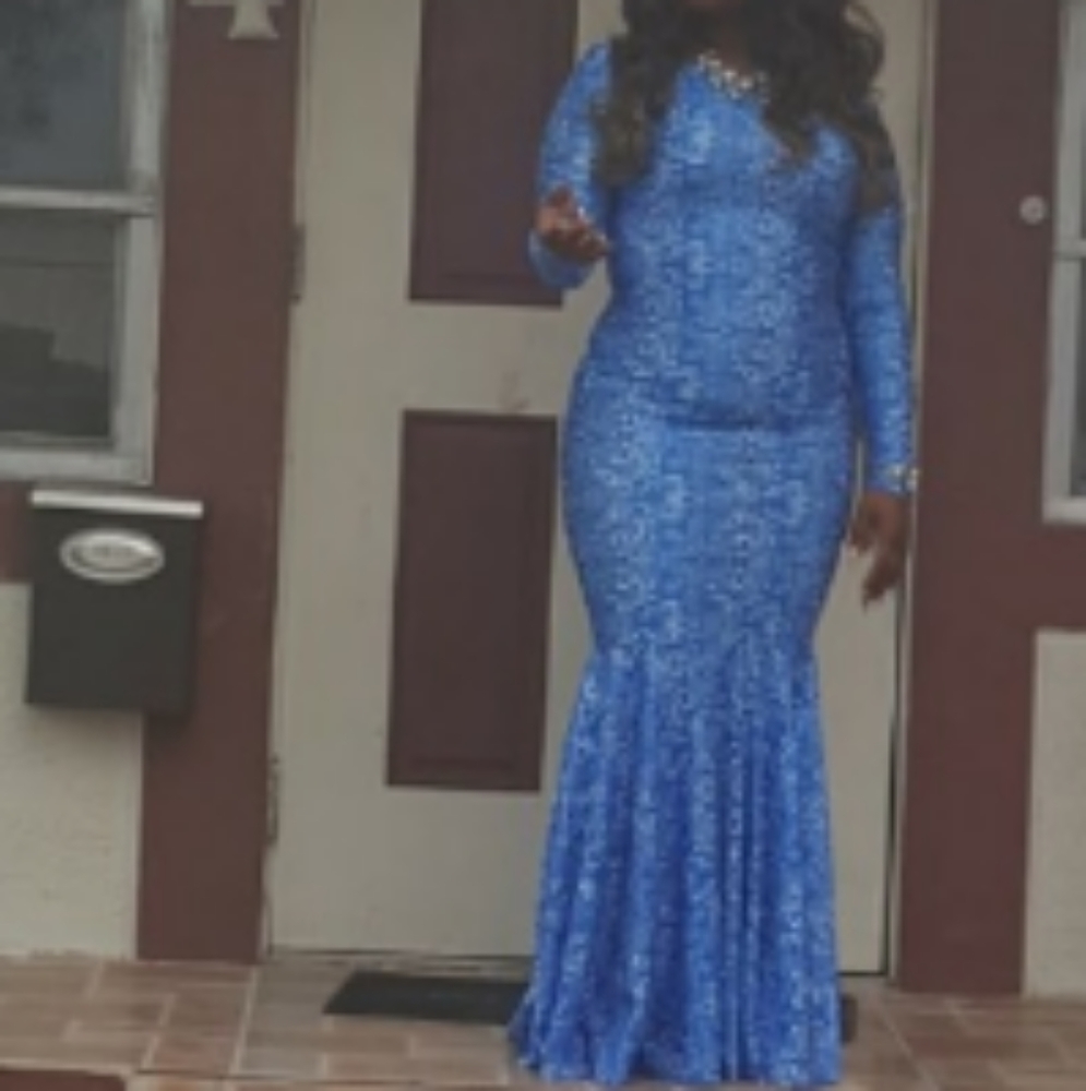 Grown - Picture 2 of 4